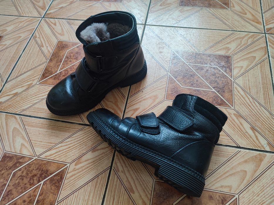 Зимові шкіряні черевики 32 розмір