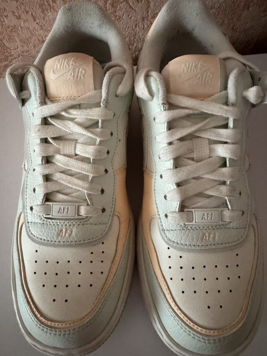 Nike,кросівки жіночі