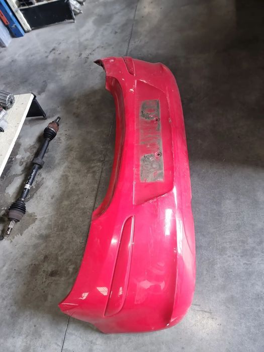 Parachoques traz Opel corsa D 5 portas