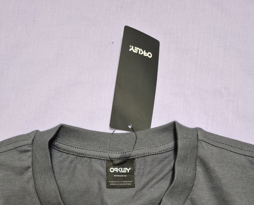OAKLEY Футболка  XL
