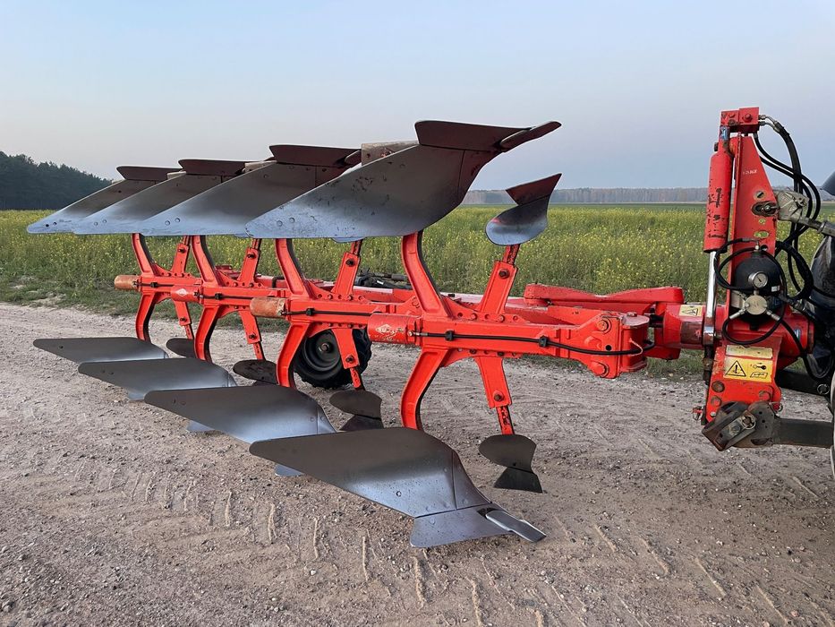 Kuhn Multimaster 151  pług 5 - skibowy zabezp. hydraulika liniowanie