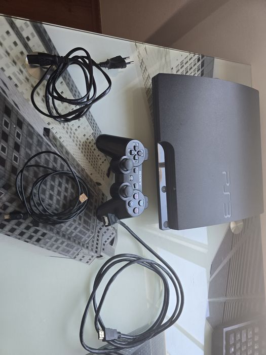 PS3 Silm 120GB com comando e cabos