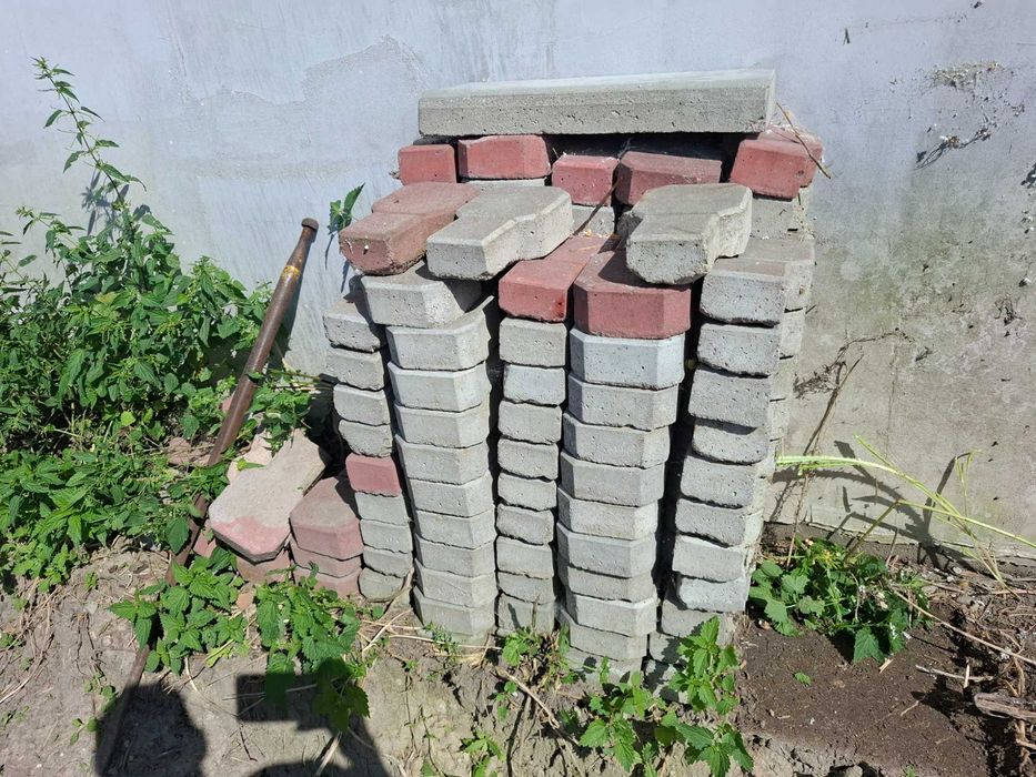 Kostka brukowa używana Behaton Kość ok. 7 taczek