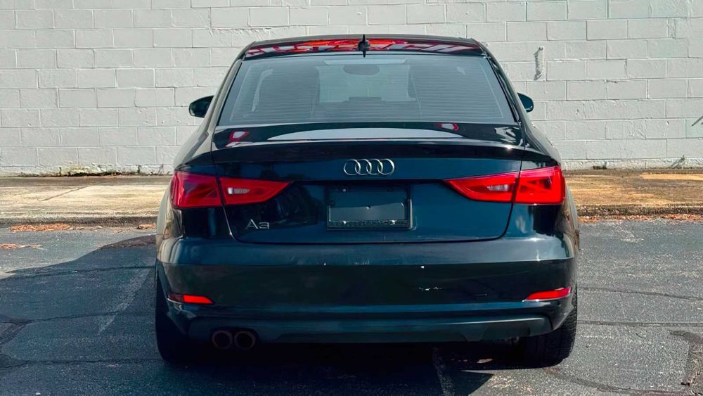Audi A3 Premium      2015