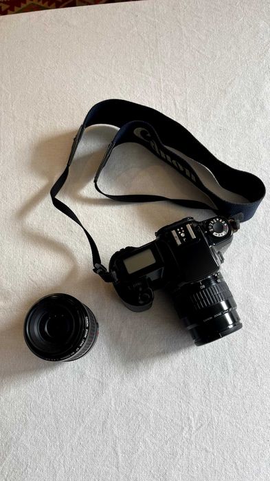 Canon EOS 1000F + 2 objetivas (35-80mm + 80-200mm USM) – analógica