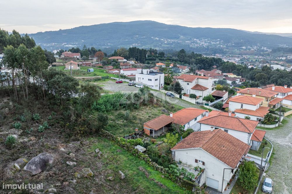 Terreno para construção de moradia individual - Barroselas
