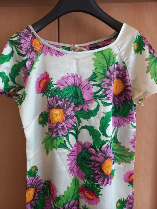 Nową sukienka roz.38