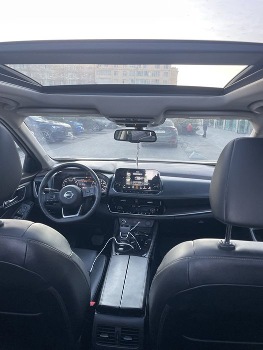 Nissan Rogue t33 SL 2,5