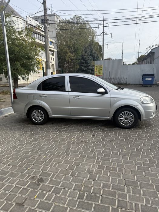 продам Авео Т250 1.6 2008 год