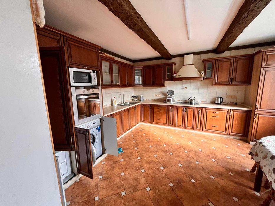 Затишний будинок для сімʼї в довгострокову оренду