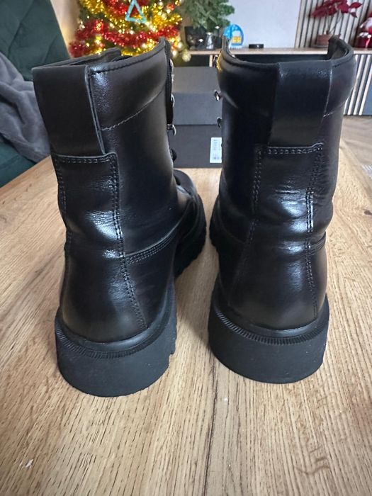 Buty vistula NELSON nowe rozmiar 41 100% skóra