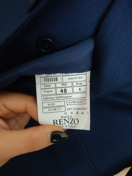 Продам чоловічий костюм