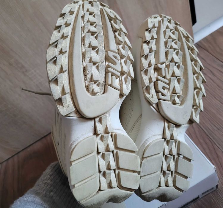 Snakersy Fila roz 37