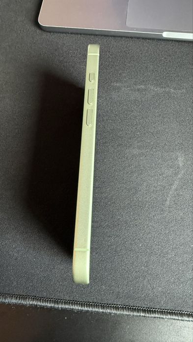 Iphone 17 green 256 gb