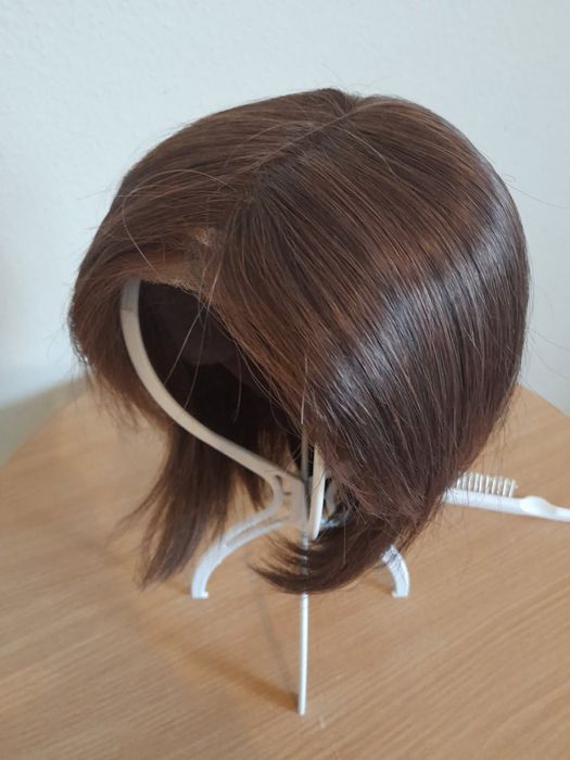 Peruka Ellen Wille – wysoka jakość, termoodporna, stan bardzo dobry