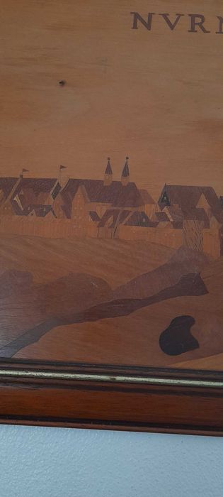 Quadro Nuremberg em madeira embutida