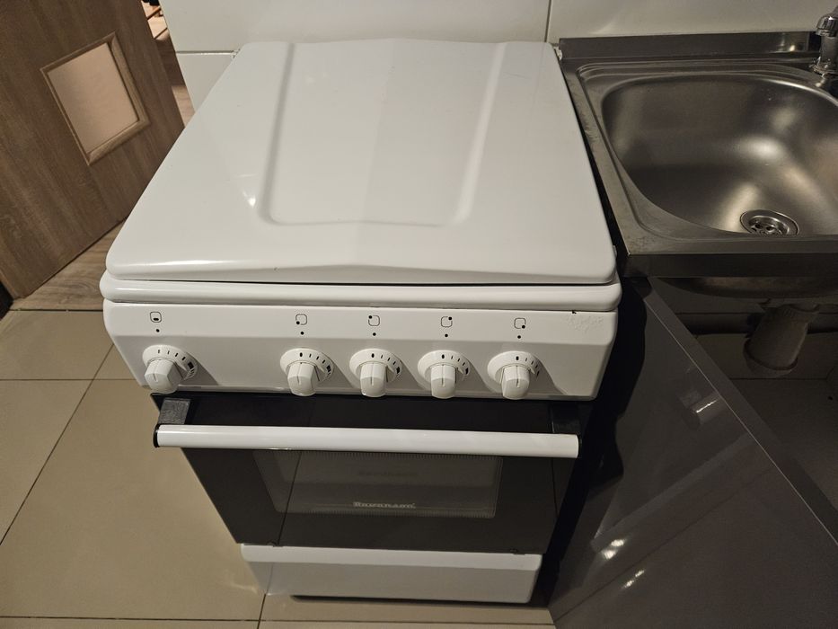 Kuchenka gazowa z piekarnikiem Ravanson