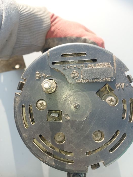 Генератор ваз 21099 інжектор