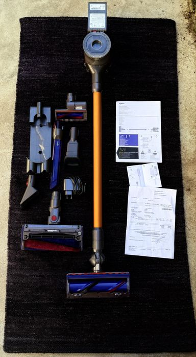Dyson V8 Absolute