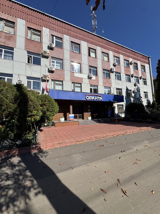 Оренда офісного кабінету  38,5м2  в центрі, вул. Гонча