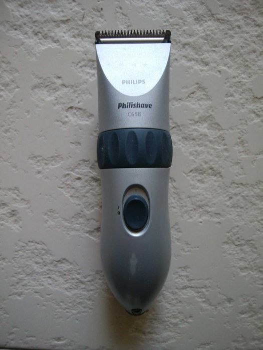 Машинка для стрижки Philips C688 по запчастям
