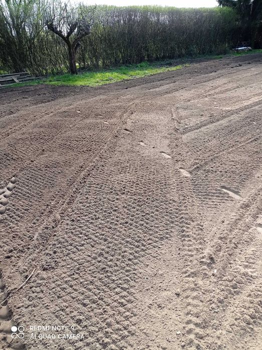 Glebogryzarka separacyjna sianie trawy ogrody, siatka na krety