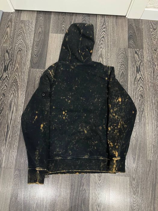 stone island Off dye