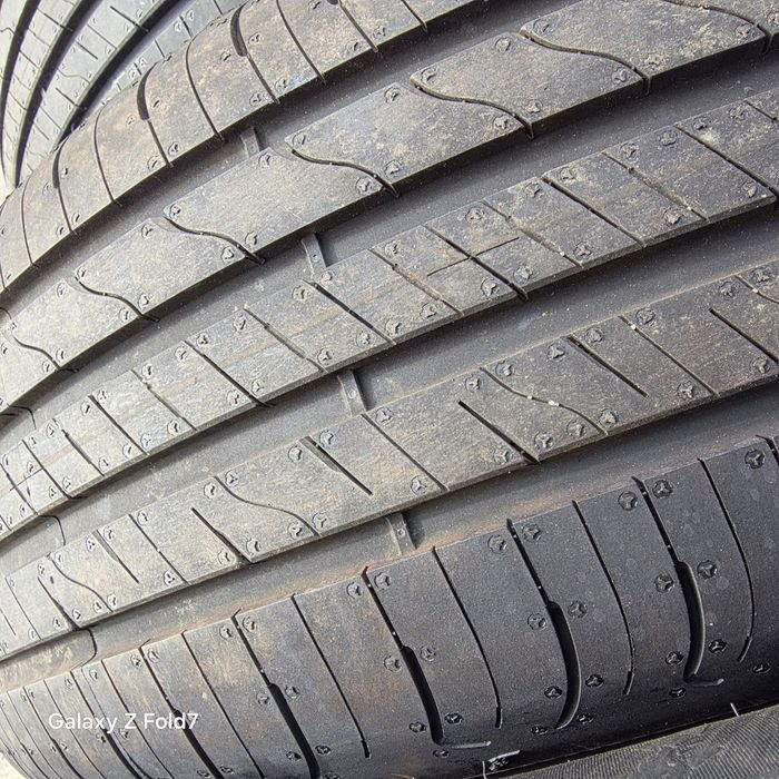 Nowe opony letnie 215/55/17 98W XL Goodyear 2025rok