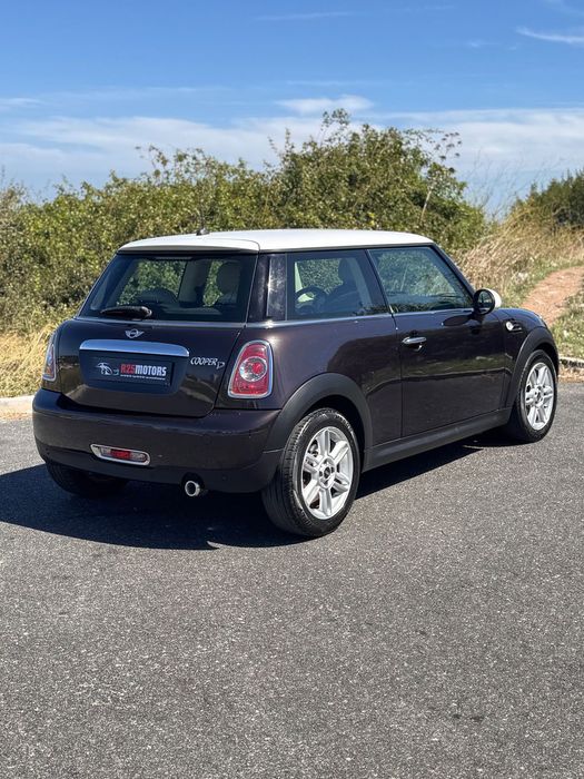 MINI 3 Portas Cooper D foto 4