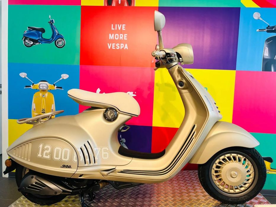 Vespa Vespa  946 DRAGON