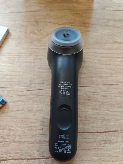 Termometr bezdotykowy Braun BNT400 Age Precision