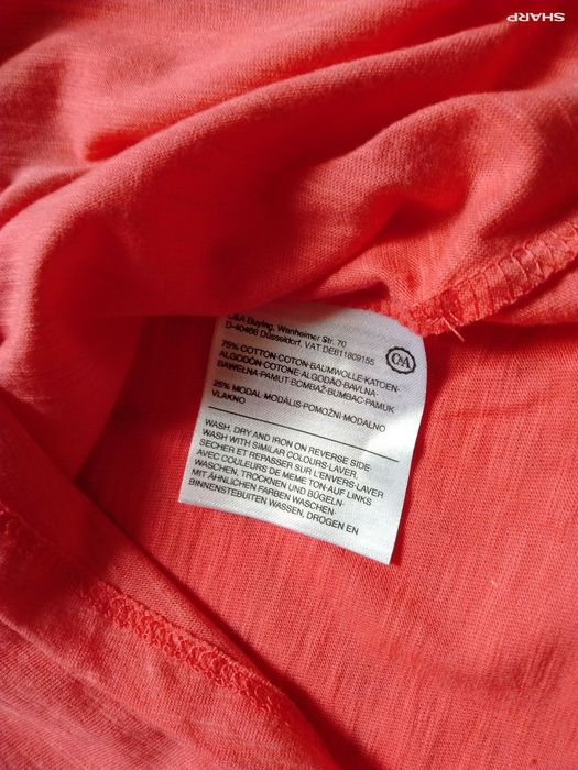 Футболки С&А,boohoo жіночі