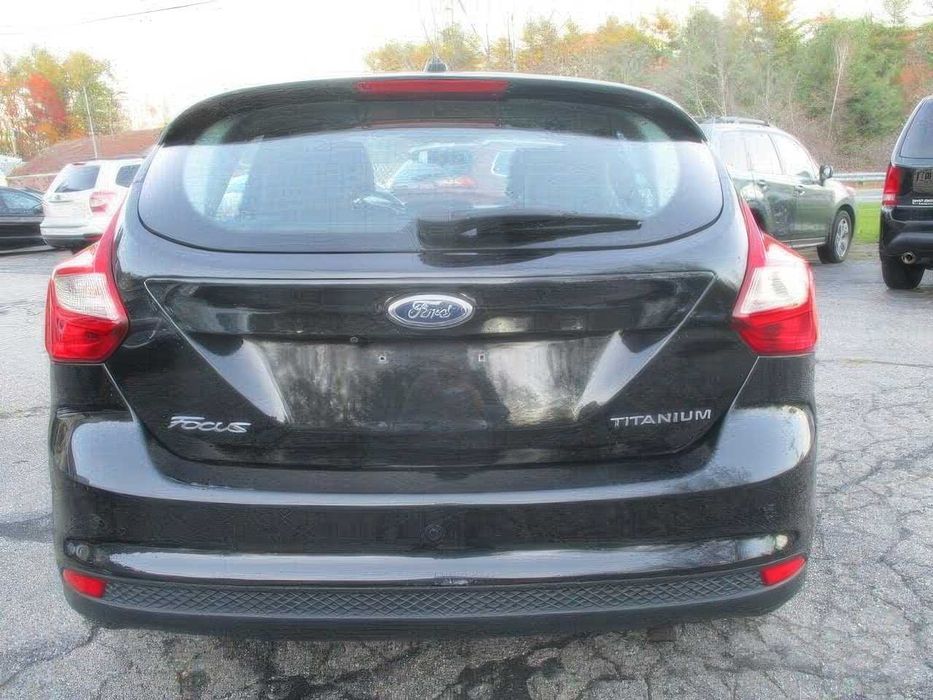 Ford Focus Titanium      2014