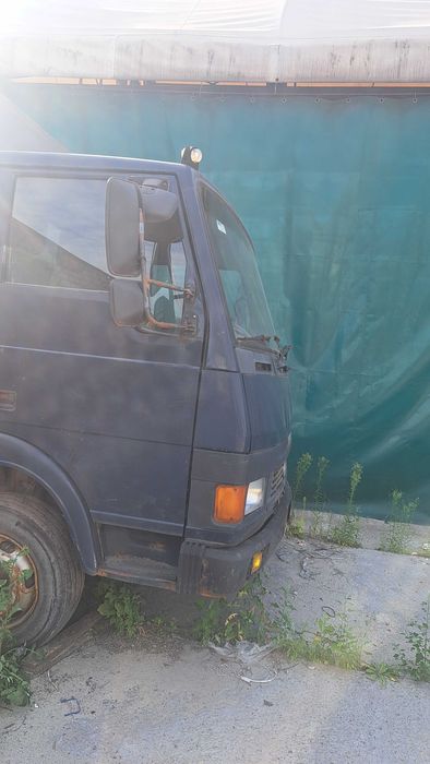 Грузовой авто Тата 613
