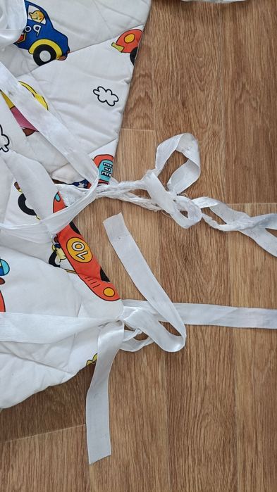 Бортики в ліжечко