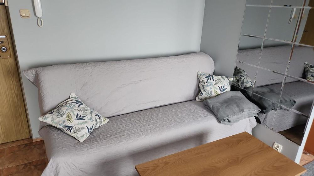 Wynajmę kawalerkę 23.5m2 ul. Błonie 1300 zł plus opłaty od 15 marca