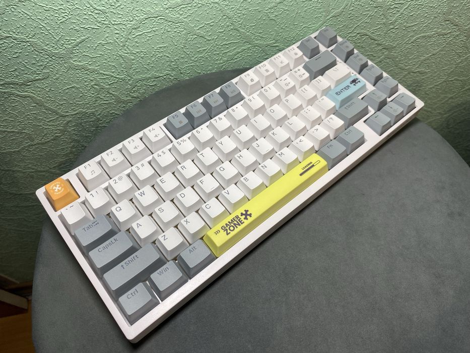 Onikuma G58. Игровая механическая клавиатура с подсветкой