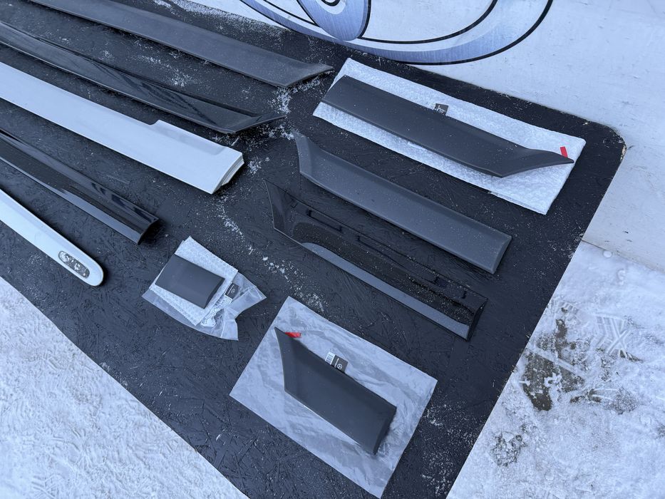 Молдинг накладка листва молдінг Віто Віано Vito Viano W639 розборка