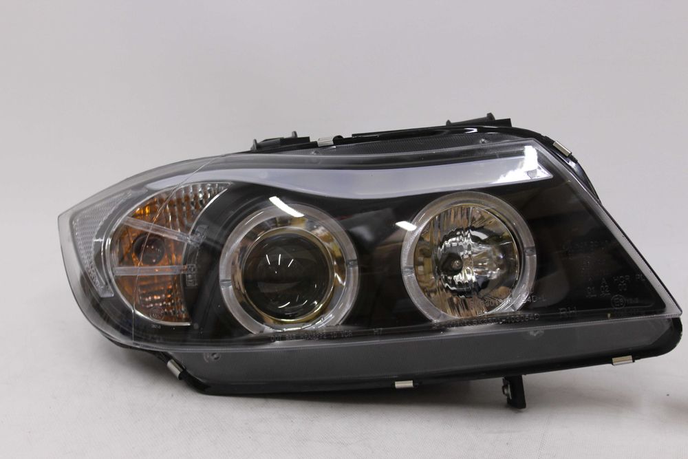 Lampy przednie przód BMW E90 05-11 RINGI Black LED Angels Eyes SMOKE