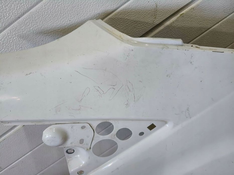 Błotnik Przód Strona Prawa Ford Transit Mk8