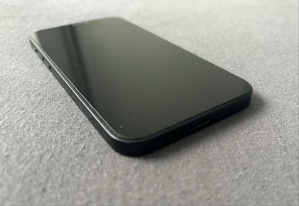 iPhone 12 Black 64GB