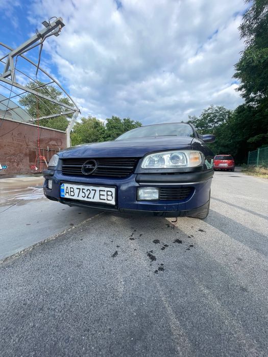 Opel omega B 2.0
