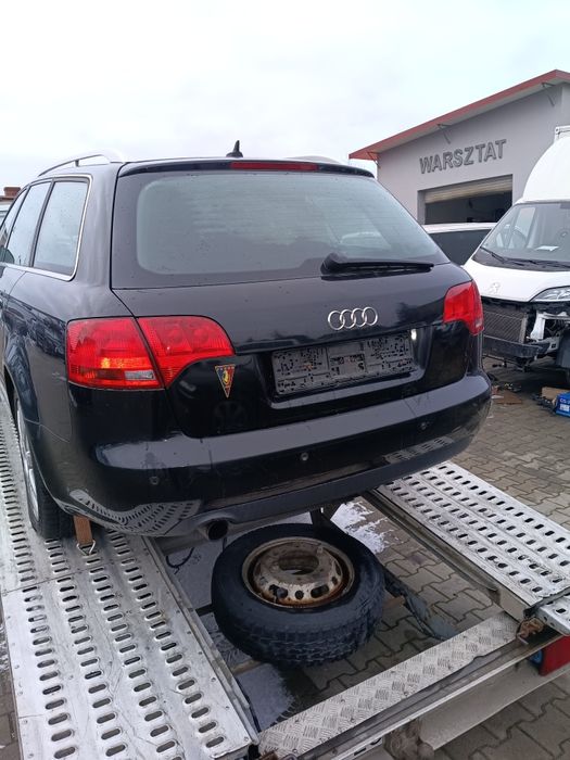 Audi a4 B7 kombi klapa tył. LY9B