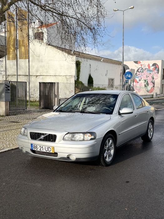 Volvo s60  2.4 diesel  em excelente estado