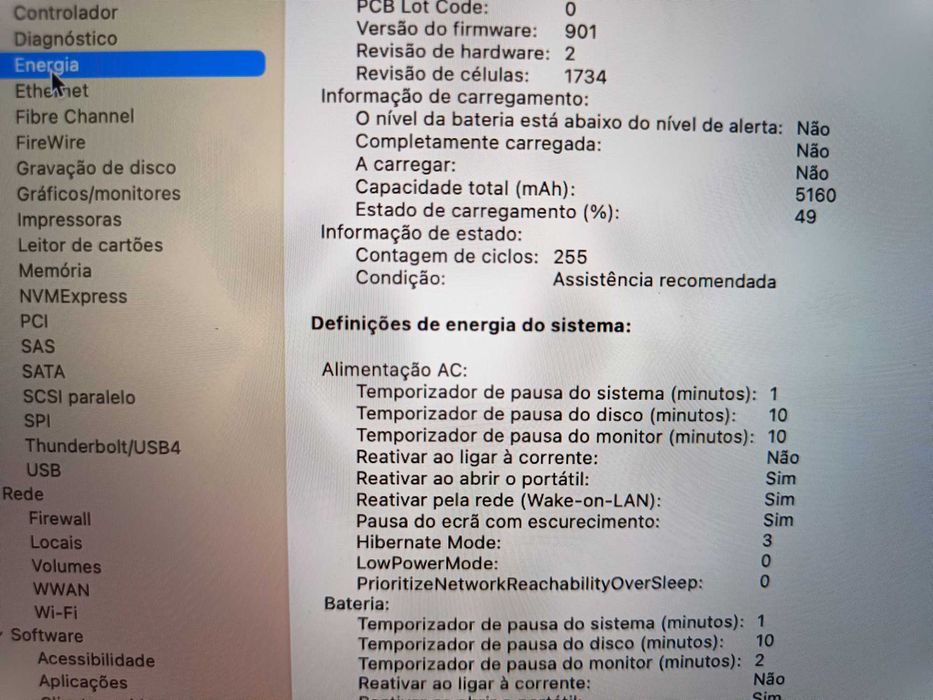 MacBook pro 2018 Core i7446032196561152003