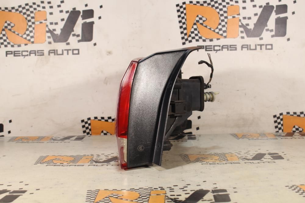 Farolim esquerdo VOLKSWAGEN Golf VI (5K1)