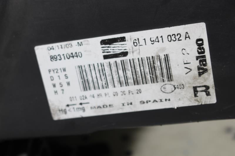 Ótica / farol direita SEAT Ibiza III (6L1)