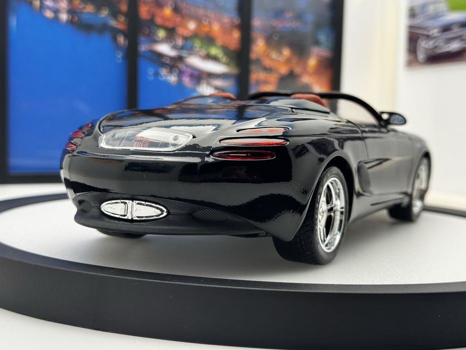Ford Mustang Mach III Concept (1993) — 1:18