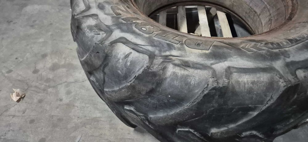 Pneu 580/70 R38 - Trator