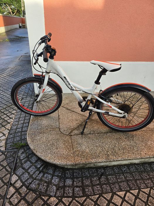 Bicicleta Criança Roda 20 - Mercedes-Benz